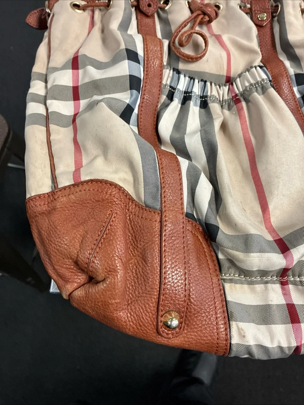 Burberry stylish beige